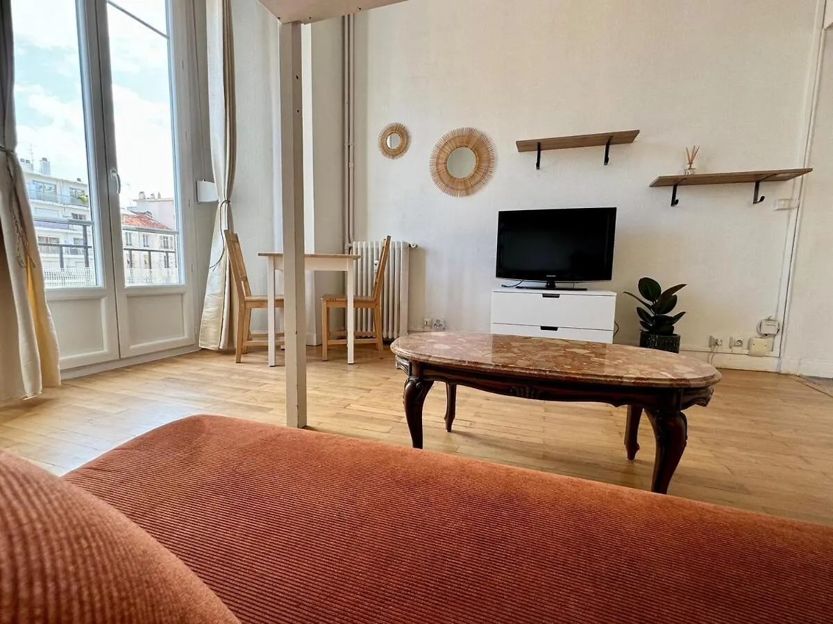 Liberation Cozy Studio In Nice